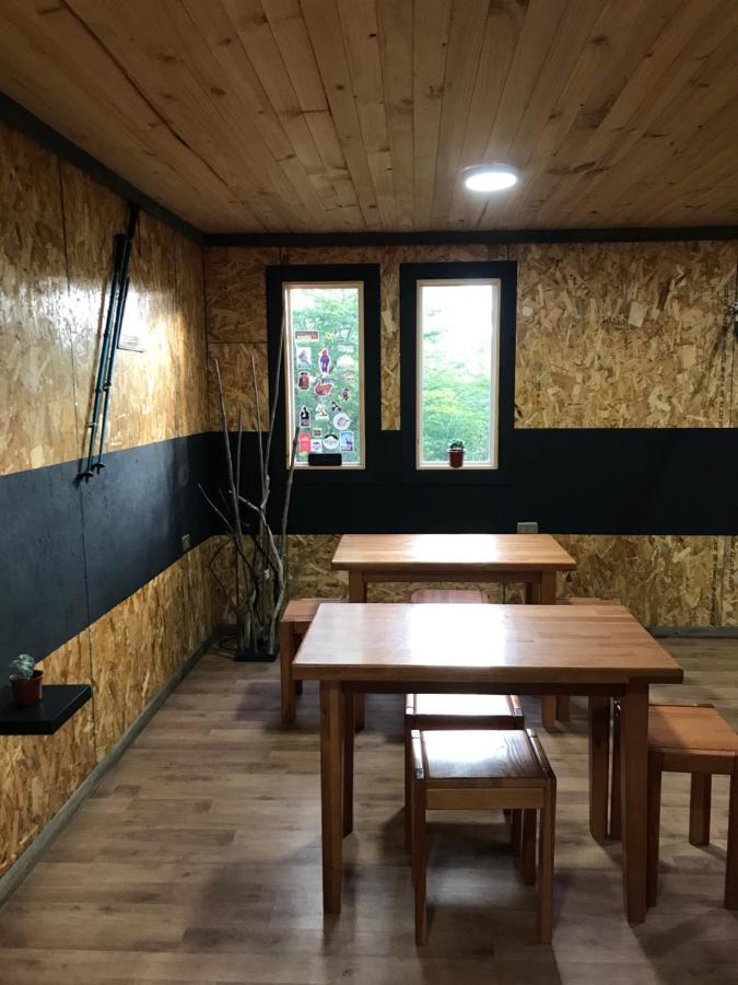 Hostel Basecamp Cerro Castillo 塞罗别墅卡斯蒂略 外观 照片